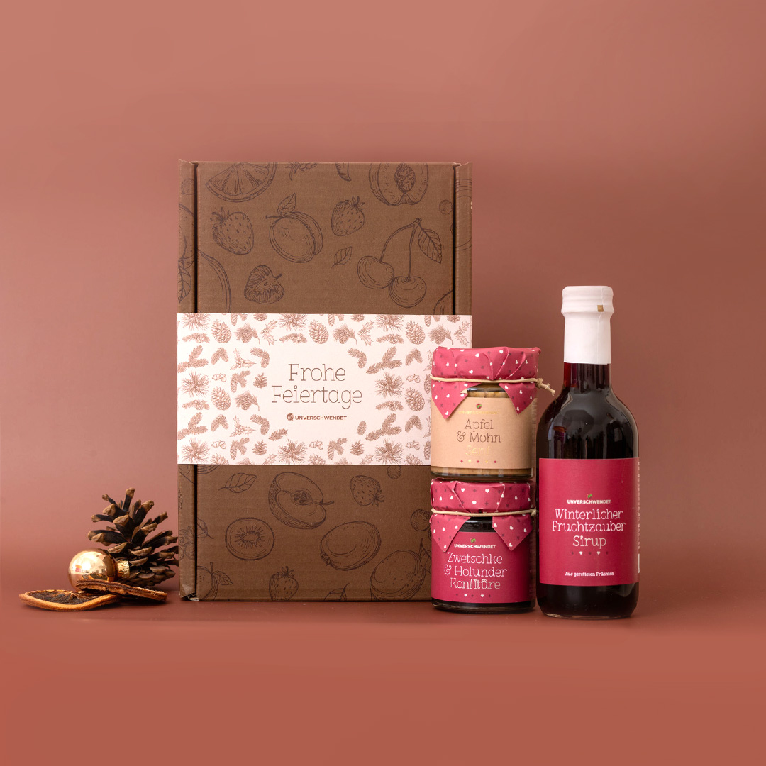 Geschenkkarton Feine Mischung Weihnachten Tannenzapfen hell Geschenkkarton Feine Mischung Weihnachten Tannenzapfen hell