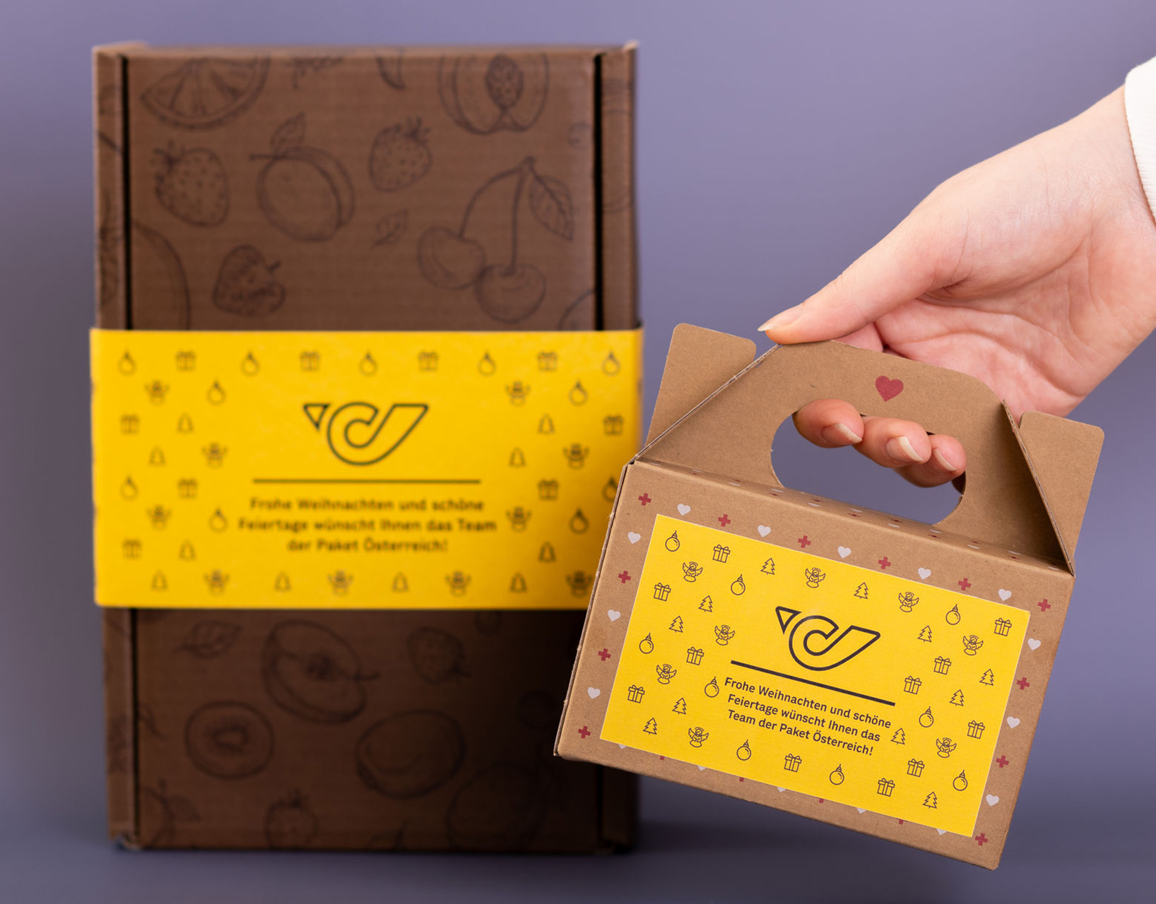 Geschenkkarton-Set im österreichischen Post-Design 8brandingmöglichkeiten) Geschenkkarton-Set im österreichischen Post-Design