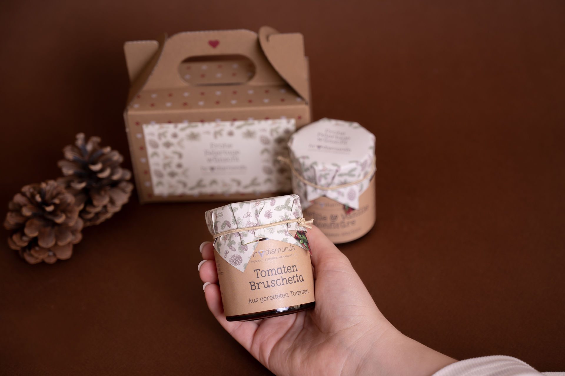 Unverschwendet Duett Geschenkkarton mit Tomaten Bruschetta Gläschen (im weihnachtlichen Design) Unverschwendet Duett Geschenkkarton mit Tomaten Bruschetta Gläschen