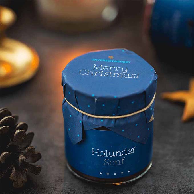 Werbegeschenke Weihnachten Weihnachtsgeschenk für Mitarbeiter oder Kunden im X-Mas Design.