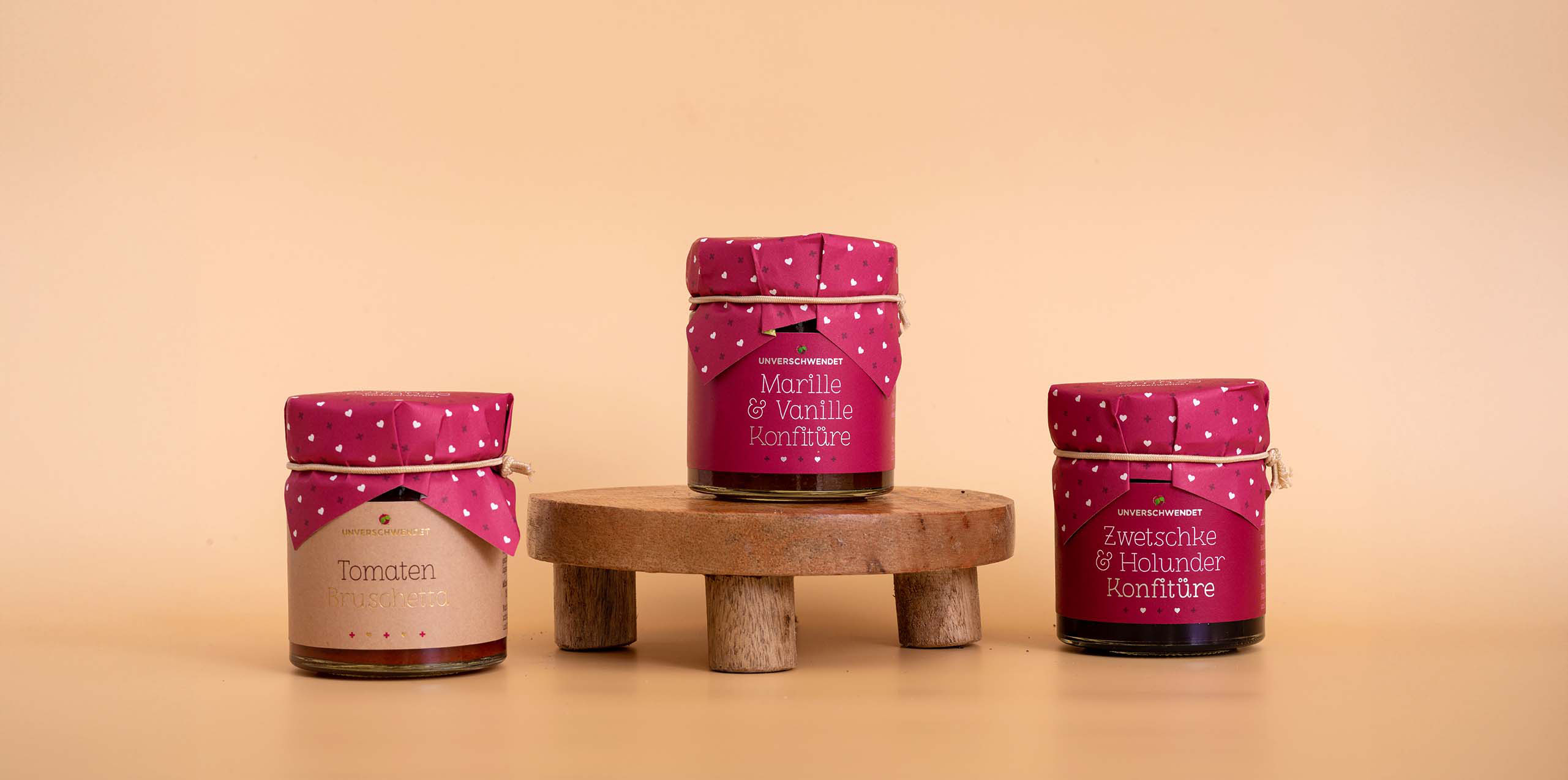 3 Feinkostgläschen (Hintergrund in apricot) 3 Feinkostgläschen